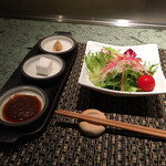 近江牛専門店れすとらん松喜屋 - サラダとお肉のタレ