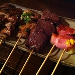 Yakitori Benkei - 牛サガリ・肝・砂ズリ・ホルモン・チーズ巻