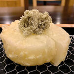Furofuki radish tempura ~ topped with grated yam kelp ~