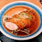 一力 - ラーメンは、伝統的な東京ラーメン