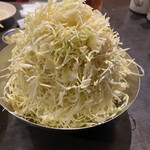 味ん味ん - 山盛りキャベツ