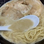 吉風  - 鶏豚骨ラーメン アップ