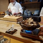 浅草じゅうろく - 松茸鍋グツグツ