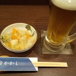 焼鶏 かかし - 乾杯～。ポトフ風な突き出し。