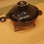 Washoku Onkochishin - おまかせ会席（サンマとキノコの土鍋ご飯）