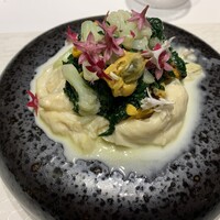 HAGI - 一番積みのほうれん草と熟成湯葉、モンサンミッシェルのムール貝