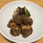 中華料理 克 - スペアリブの豆鼓炒め　盛り付け