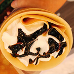 クレープ&タピオカ ジェラフル - 料理写真:チョコソースクリーム398円