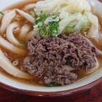 手打ち 山もとうどん - このお肉はさくら肉かぁ。。。