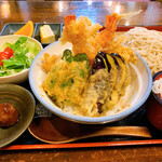 Ten-don (tempura rice bowl) set