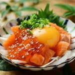 Salmon salted yukhoe