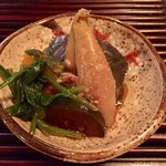 Egushi - お通し1 茗荷 茄子 南瓜 青菜の味噌煮込み　味が濃いめで酒にぴったりです