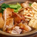 Shunya Teiji - 阿波尾鶏と焼豆腐の塩鍋風