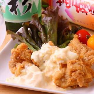 Enjoy home-cooked dishes such as obanzai made with seasonal ingredients.