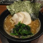 Itto - 醤油ラーメン