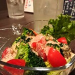 居酒屋 吉祥 - 今日のサラダ ¥550