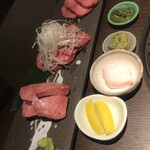 松阪牛 焼肉のGANSAN - 特上タン盛り合わせ