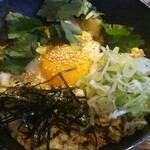 地鶏炭火焼 とりの籠 - 