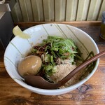 G麺７ - 合わせ味噌混ぜそば（900円）＋味付玉子（100円）