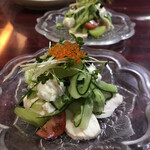 快食倶楽部　万年 - シャインマスカットと蒸し鶏のサラダ