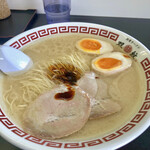 双喜紋 - ラーメンはニンニク・辛味アリアリの超コッテリ仕様