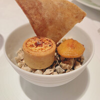 オーベルジュ・ド・リル ナゴヤ - アミューズ！内容は小難しくて覚えていないが美味しかったが記憶は確かにある！！
                    