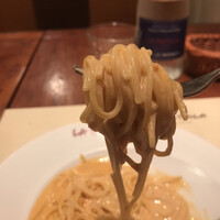  ラ･ベットラ･ダ･オチアイ イケブクロ - ディナーＢコース４４００円。新鮮なうにのスパゲティ。長さ、細さ、茹で加減が、私の好みにピッタリです（╹◡╹）（╹◡╹）