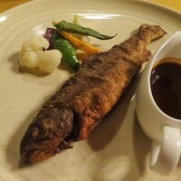 万平ホテル メインダイニングルーム - 夕食：●虹鱒のムニエル 万平オリジナル醤油風味（ハーフ）