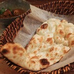 インド料理 想いの木 - 麦のナン