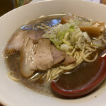 らぁめん家 有坂 - しょうゆラーメン。