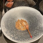 焼肉 思食 - 14種のオリジナルスパイス