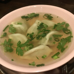 Asian kitchen cafe 百福 - 香菜水餃