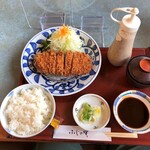 ふじの実 - とんかつ定食