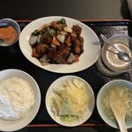 香港料理 萬来 - 黒酢酢豚定食　750円(税込)