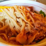 グル グル シロヘビ ヌードル - 