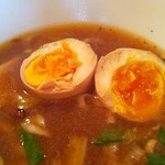 グル グル シロヘビ ヌードル - 