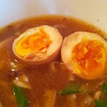 グル グル シロヘビ ヌードル - 