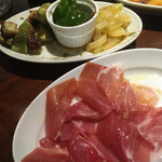 12 - 生ハムうまっ、