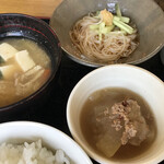 桃太郎 - どれも美味しい。冷やしにゅん麺はキンキンに冷えてます。