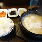 韓国料理ジャンチ村 - サムゲタンハーフ