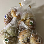 海と畑のレストラン ぴぁてらす - テイクアウトのパン 3個150円（税込）