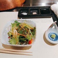 ステーキハウス四季 - サラダ ふつー