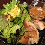 新宿魚縁一丁目 - お通しのサラダ