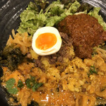 SPICY CURRY 魯珈 - 