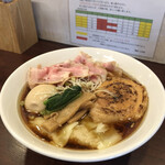 麺屋 七利屋 - 特製醤油ラーメン 1050円