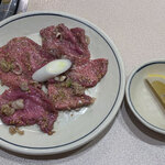 三恵苑 - タンシオ