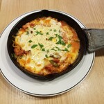 欧風食堂 タブリエ - とろ～りチーズの熱々鉄板ナポリタン 半熟たまご入り