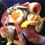 割烹せきね - 料理写真:海鮮丼1600円