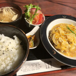 サンフラワー - かつとじ定食 1130円