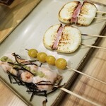 串鳥 - ささみわさび 131円/ぎんなん 168円/カチョカヴァロ 186円